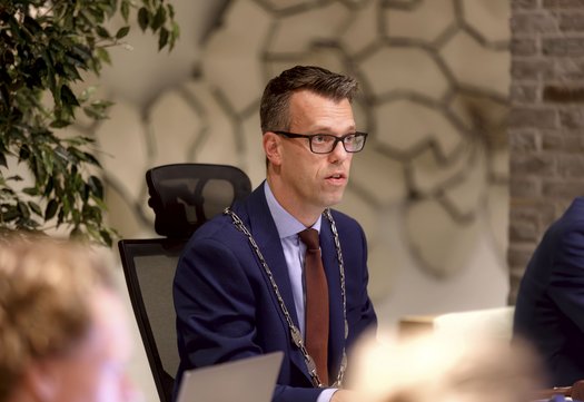 burgemeester in gemeenteraad